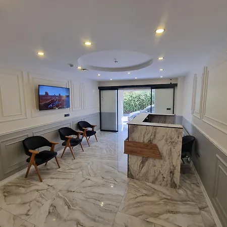 Ξενοδοχείο Elite Park & *